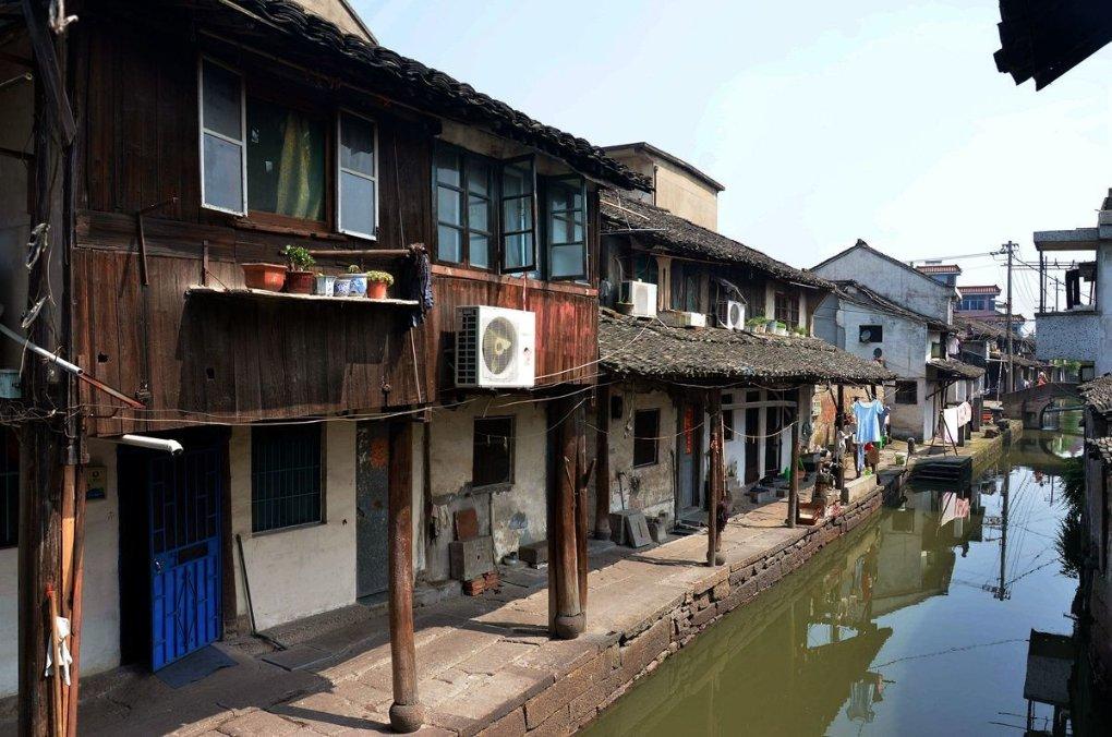 新时代文明实践 | “爱心车厢” 载爱前行