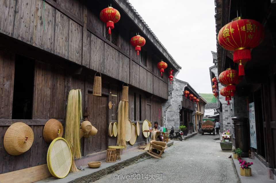 为了还房贷，你做过哪些努力？游戏画面