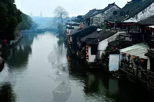 男生在朋友圈底下评论够味怎么回复？游戏画面