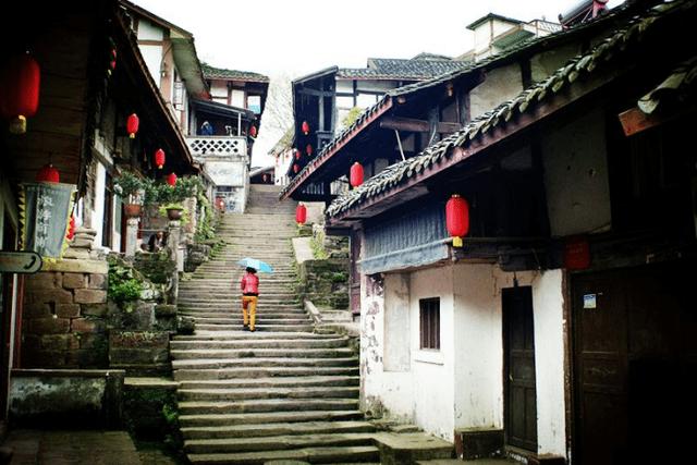 《繁花》带动文旅产业:“小魏总”郑恺受聘海宁文旅推广大使